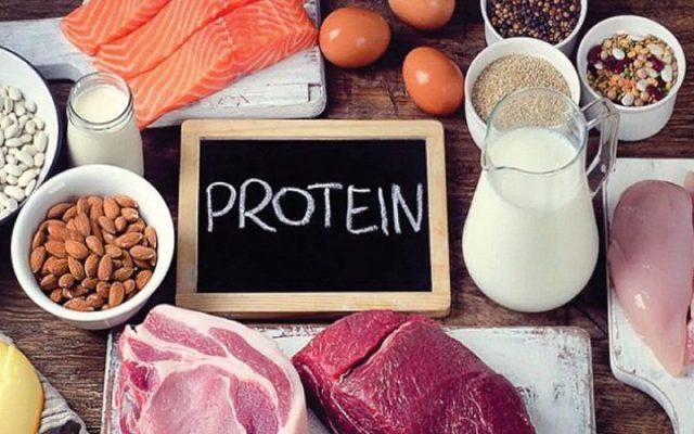 Ăn chế độ ăn giàu protein